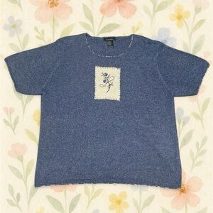 T & Company Women’s Textured Knit Floral Embroidered Cottagecore Blue Boho Top